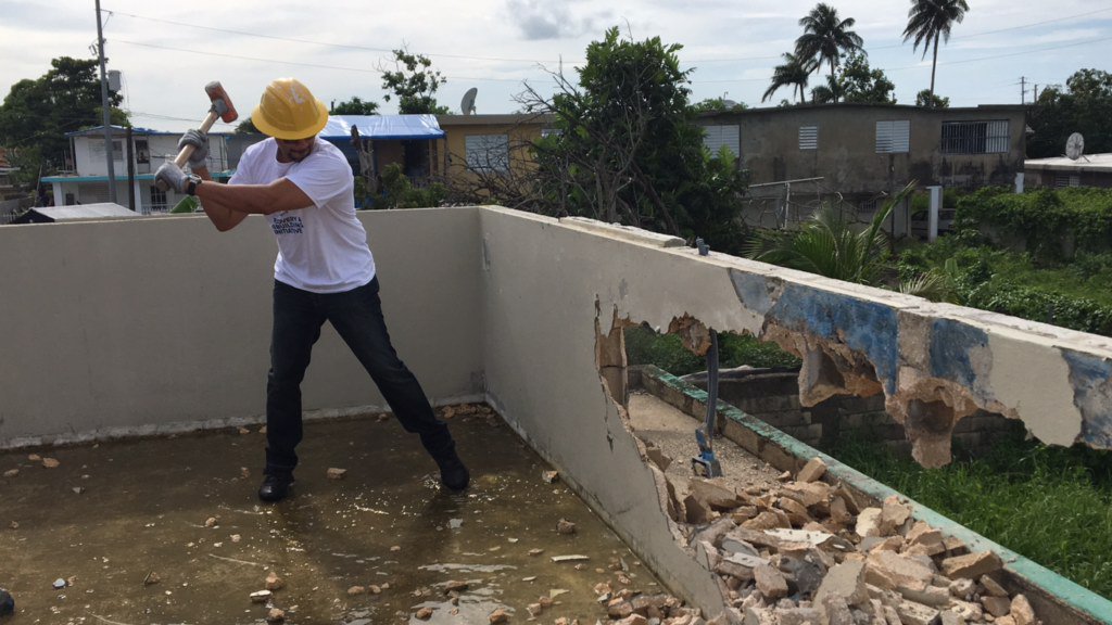 Ruben Diaz Jr. (@rubendiazjr) on Twitter photo I’m putting in work today, helping rebuild a home in Toa Baja, Puerto Rico! Special thanks to the #CUNY and #SUNY students who have joined us on this trip! <a href="/NYGovCuomo/">Archive: Governor Andrew Cuomo</a> #bronx #nyc #puertorico #puertoricoselevanta I’m putting in work today, helping rebuild a home in Toa Baja, Puerto Rico! Special thanks to the #CUNY and #SUNY students who have joined us on this trip! <a href="/NYGovCuomo/">Archive: Governor Andrew Cuomo</a> #bronx #nyc #puertorico #puertoricoselevanta