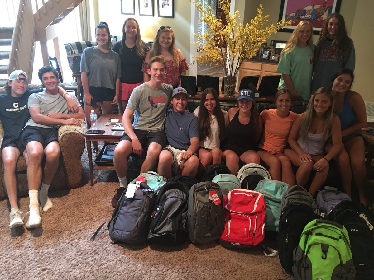 TaraFerence1's tweet photo. LHS Class of 2020 working to give back over the summer to Fill-A-Backpack for the Lawrence Strawbridge foundation. 23 backpacks ready to go!@LHS20Principal https://t.co/QOU47gk1Am
