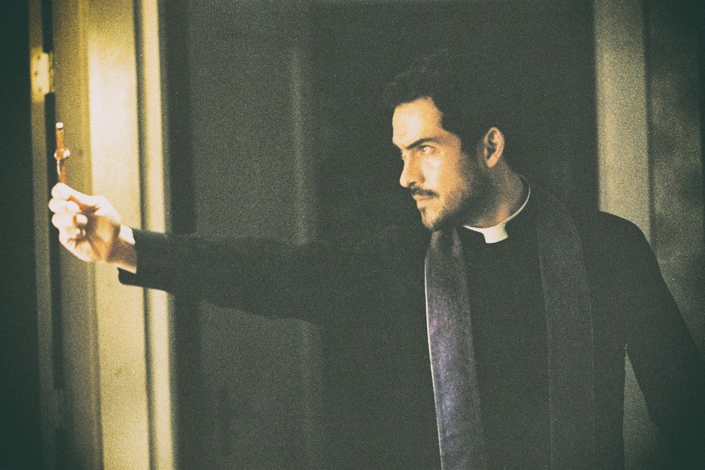 ElExorcistaFX's tweet photo. Hoy! Revive la primera temporada de EL EXORCISTA por @MiCanal5 https://t.co/rVZczfOTqJ