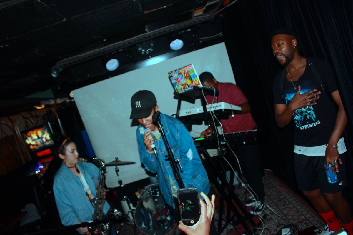 VThaConnect's tweet photo. Recap of “Bloom & Friends”
#ctdvee
#connectthedotmusic
@thekeyofBloom
#torontoartist
#thekeyofbloom https://t.co/ypUuLSJels