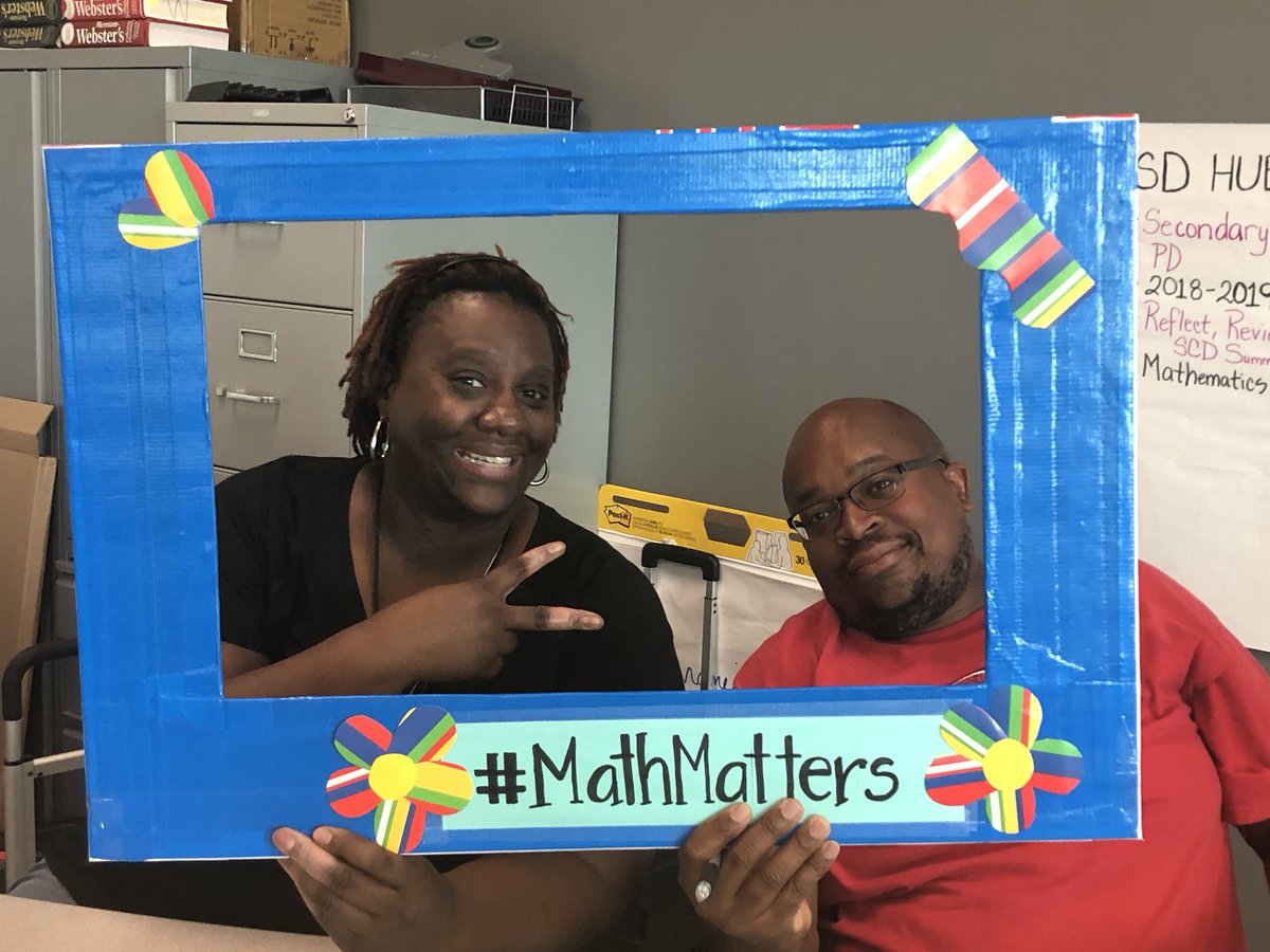 DatAmazingCoach's tweet photo. #HISDR3 day 1 conference is coming to a close but the 👀 on math teachers faces... Priceless! Last session of the day and yet we are packed! We will be offering #clotheslinemath again tomorrow in case you missed it. #Hisd_SecMath  #mathmatters https://t.co/84mSNdssyD