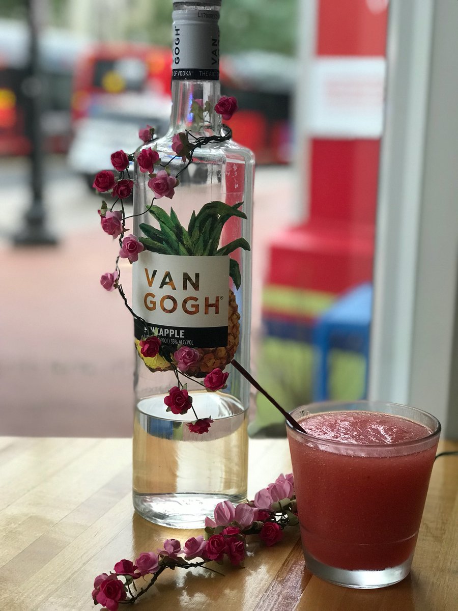 There's still time to join us <a href="/beauthaidc/">beau thai | authentic thai cuisine in DC</a> #MtPleasant for "War of the Rosés", drink rosé or rosé cocktails &amp; proceeds go to our designated charity. We're competing against 12 other restaurants. Help us win more for our designated charity, @Ayuda73
 #31daysofrose #drinkforcharity