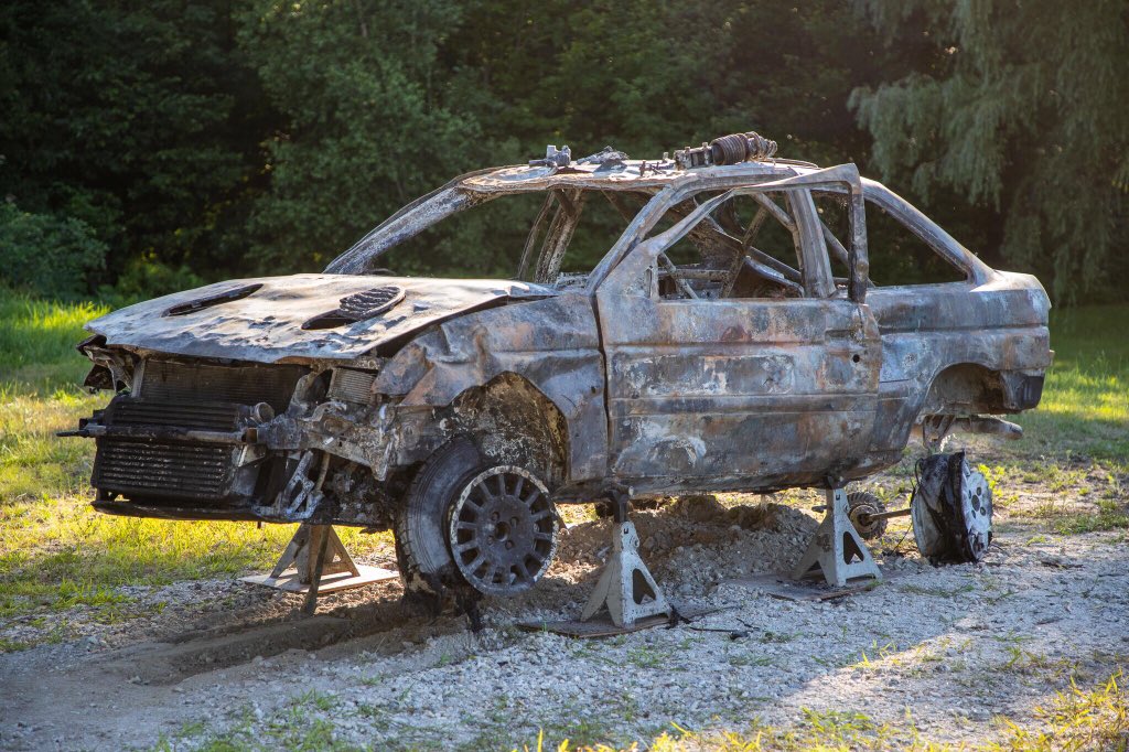 kblock43's tweet image. Check out this gallery of the charred remains of my Ford Escort RS Cossie. Sad sight to see - still surreal how quick that fire started. #RIPCossie #BlockEscortCossie