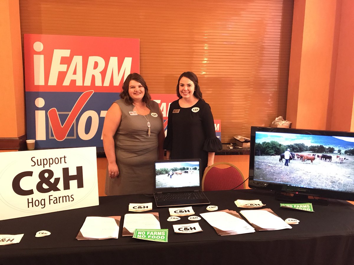 ArFB's tweet image. If you’re at #arfbE3 be sure to visit our summer interns, @TaylorMcNeel, @MattMagdefrau and @bltaylor005 to see their Support C&amp;amp;H Hog Farms booth! #SupportCH