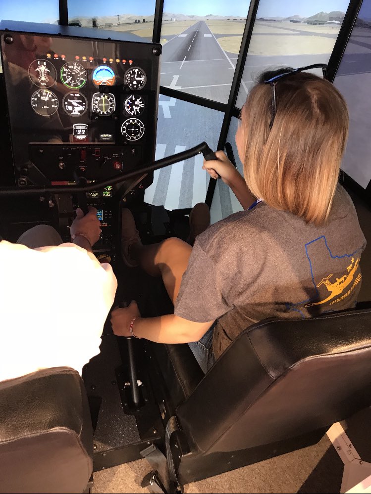 ericaa_swenson's tweet photo. Airplanes, simulators and a concert. I think #OSH18 is off to a great start! #FlyWithJepp #RedbirdSim ✈️ https://t.co/2rnw5QEX1e