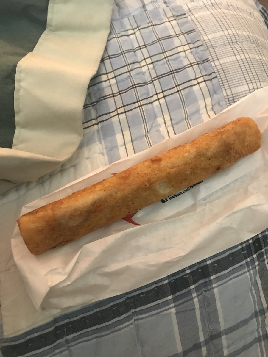 Zach__Callen's tweet photo. What are these called? Trying to prove a point.

RT for Tor-nah-doh
Like for Tor-nay-doh https://t.co/lge6ETFkCf