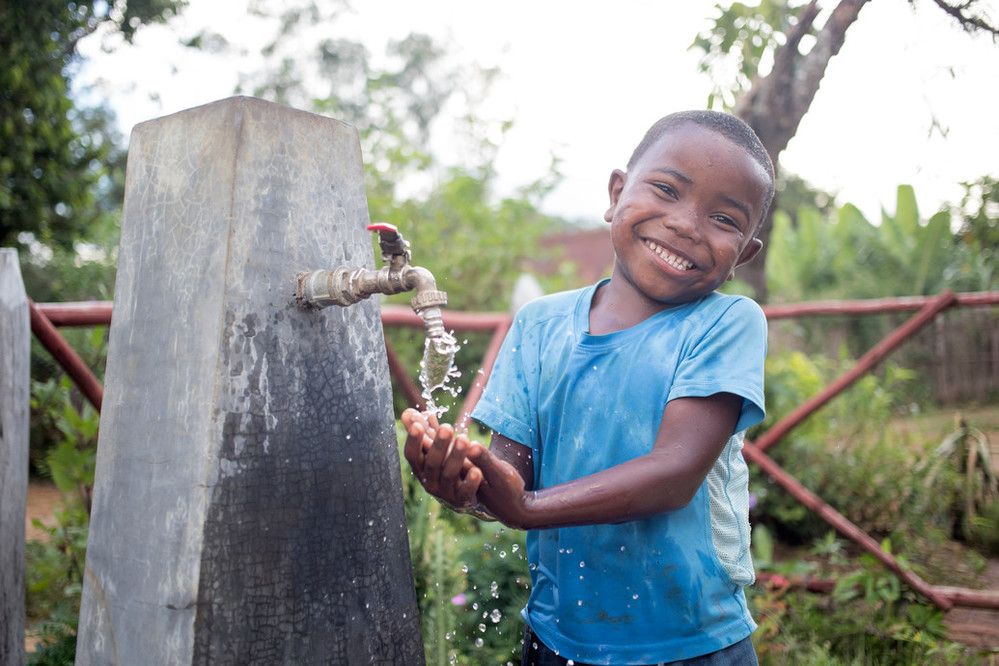 When a community gets clean water for the first time, it creates a powerful ripple, saving lives and improving people’s health, education and livelihoods. #TheWaterEffect
