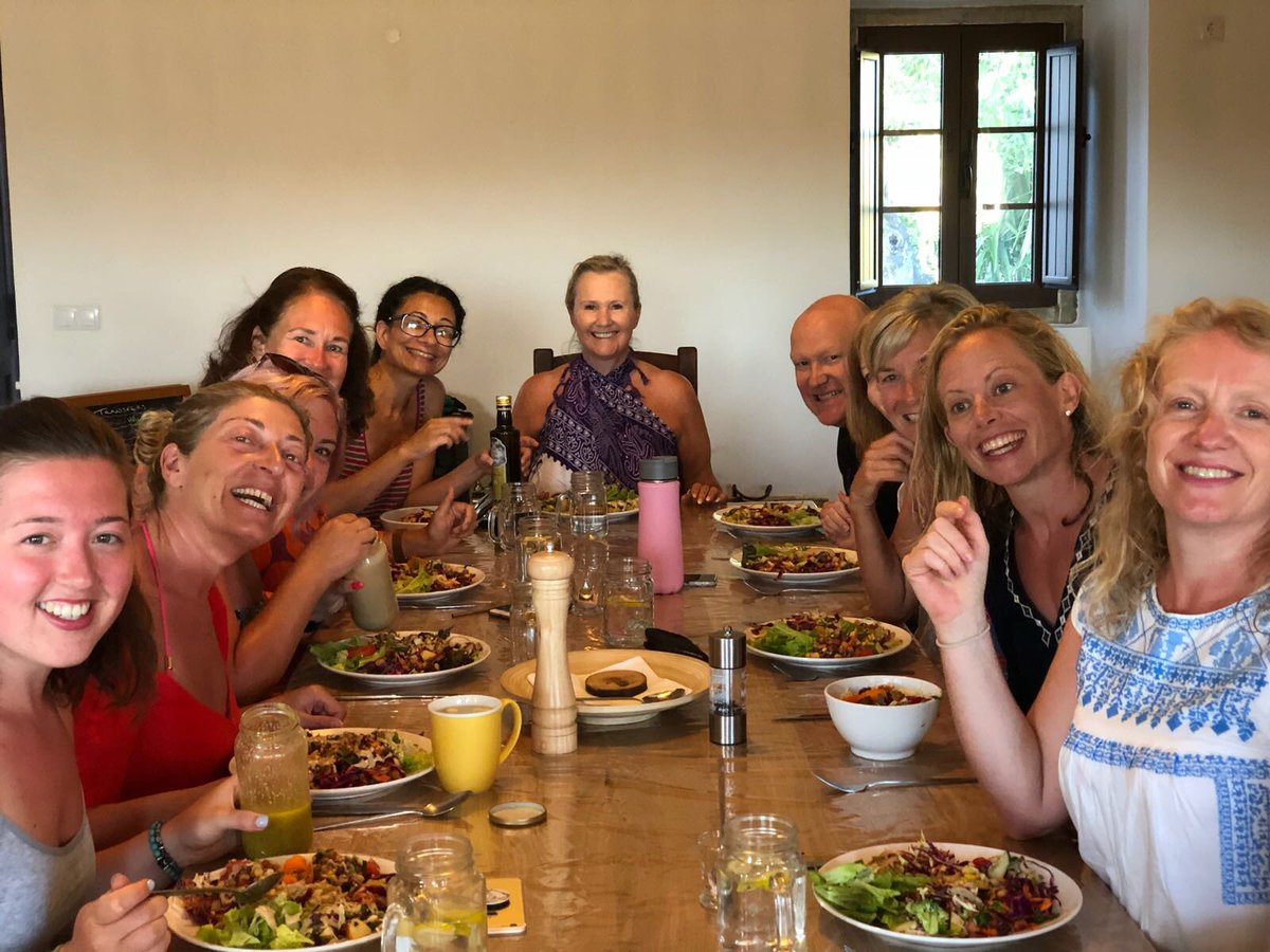 As we say goodbye to our week two guests, we celebrated another fantastic week with a “breaking the fast” nutritional evening. 
Thank you to everyone for making this week such an enjoyable experience <a href="/wildviewretreat/">Wild View Retreat</a> <a href="/CorgasBravas/">CorgasBravas</a> <a href="/ThriveFeelAlive/">Thrive Health & Nutrition Magazine</a> <a href="/Yoga_Journal/">Yoga Journal</a> @