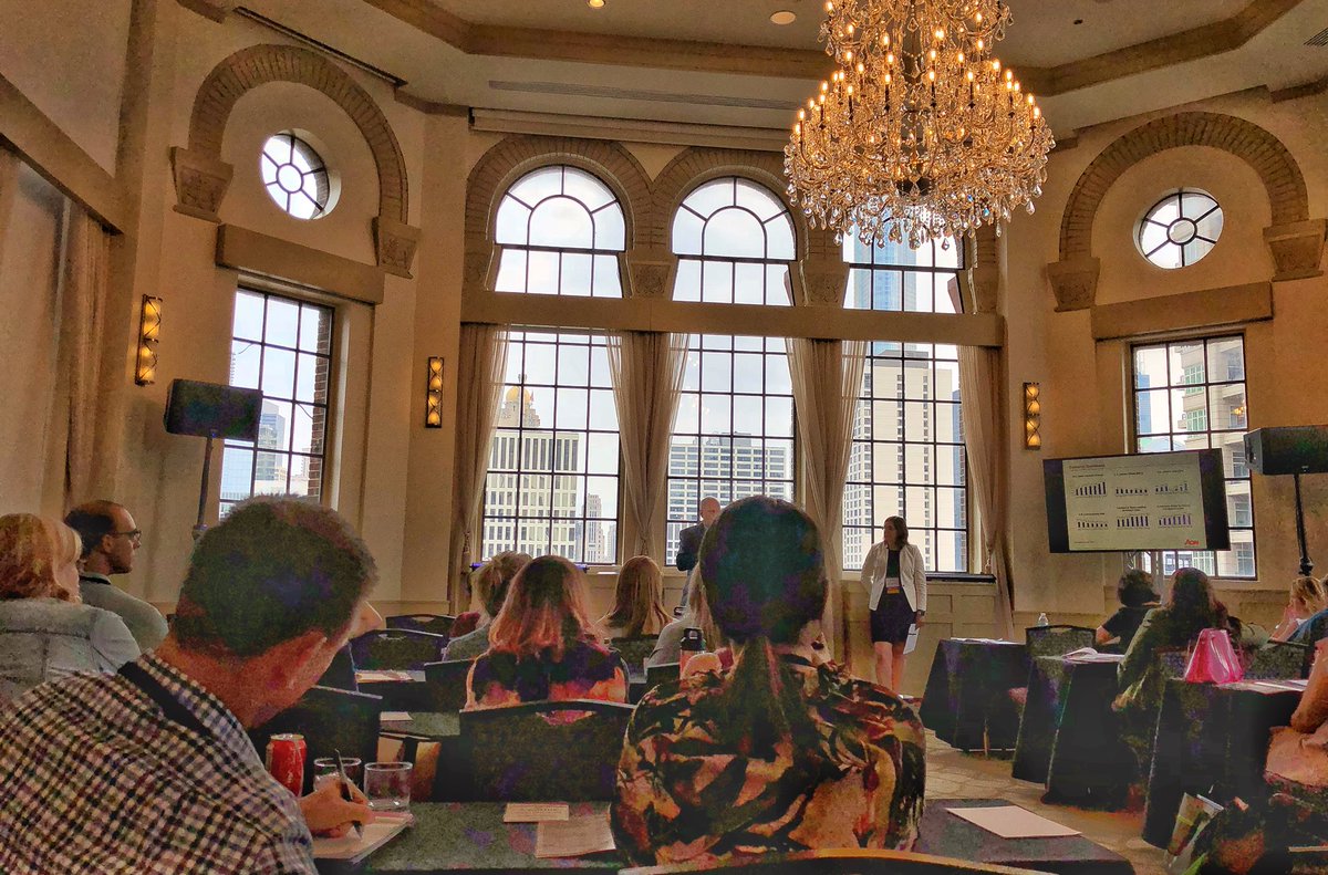 RonRuggless's tweet image. By 2025, 75% of workforce will be Millennials, @KenAbosch_Aon tells #2018CRTRA (by 2020, that’s 50%)