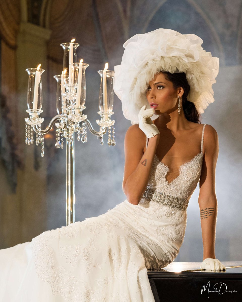 ManoloDoreste's tweet photo. Let's talk #ManoloMonday , Inspired Shoots at @TheBreakers and this breathtaking @BertaBridal gown!! #ManoloDoreste #InFocusStudios #Bride #BridalCouture @chicparisien #StyledShoots #Styled #Wedding #MiamiWedding #MiamiWeddingPhotographer https://t.co/L2b8FeR9EZ