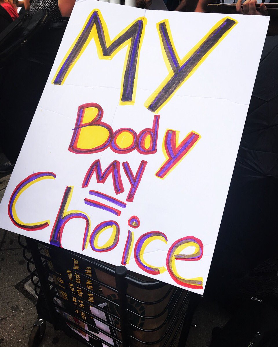 SamanthainPA's tweet image. NOW is standing against fascism and in opposition to the Trump and Pence Regime with @refusefascismPH ! #trumppencemustgo #penceinphilly