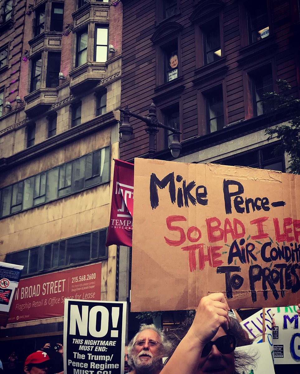 SamanthainPA's tweet image. NOW is standing against fascism and in opposition to the Trump and Pence Regime with @refusefascismPH ! #trumppencemustgo #penceinphilly