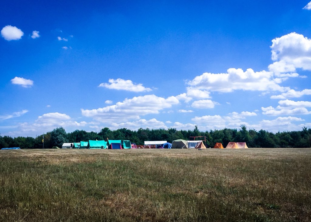 almostdefout's tweet photo. To the untrained eye, this might not look like much. To me and half a million others in the UK, it looks like the start of a damn good week.
⛺️ ☀️ 👍🏻 
@11thnuneaton @UKScouting #iScout #skillsforlife #volunteering
@OSleisure #getoutside #osmaps #everydayadventure https://t.co/PXN4yeONUA