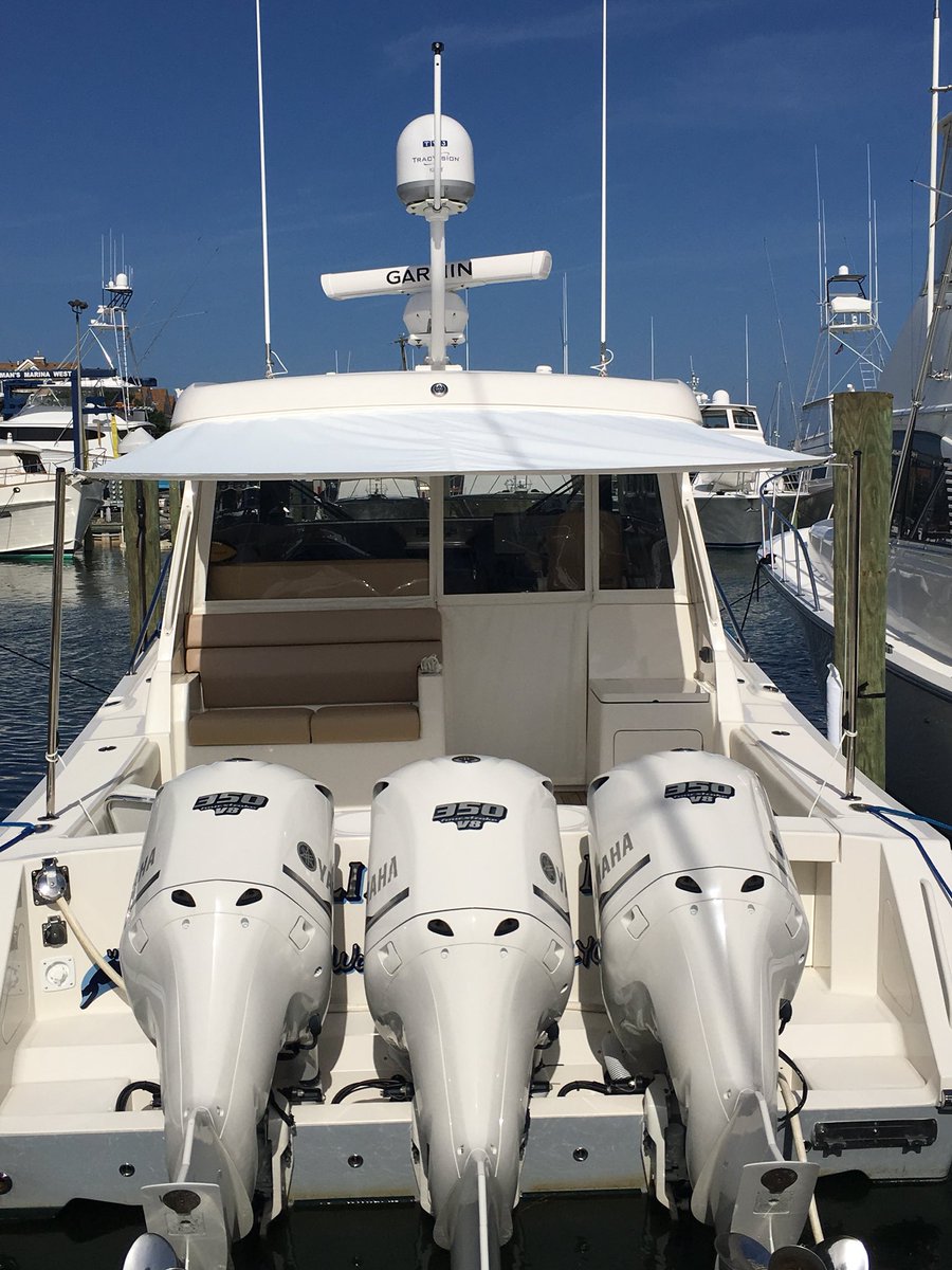GioiaSails's tweet photo. 41 Jupiter sunshade design by Donnie Gioia. #awesomedesign #gioiafamily #weathermax80 #sunshade #awnings #3DDesigns @garyvee @Autometrix @Prodim_Proliner @DavidNeagle @JupiterMarine @HoffmansMarina https://t.co/KyvLm2nf3S