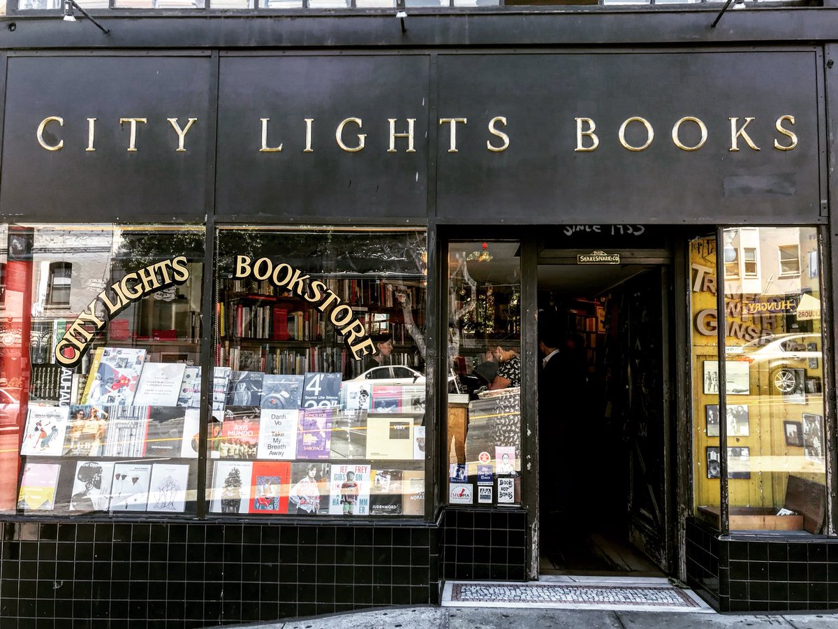 brightwing's tweet photo. In San Fran and spending the whole afternoon in my absolute favourite bookstore in the world. Swoon. https://t.co/l7xMr3pDh7