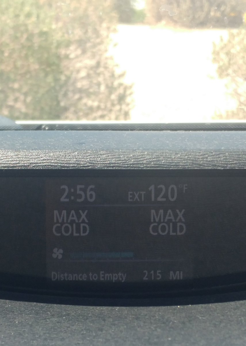 CAGrdijan's tweet photo. Yep, Summertime in the desert. #usetoit #JulyinAZ #WhywehaveAC #itwillbeoversoon 😄😄🌵🌴🌵🌴🌵🌞 #HotasHell https://t.co/oSnDfdNYVK