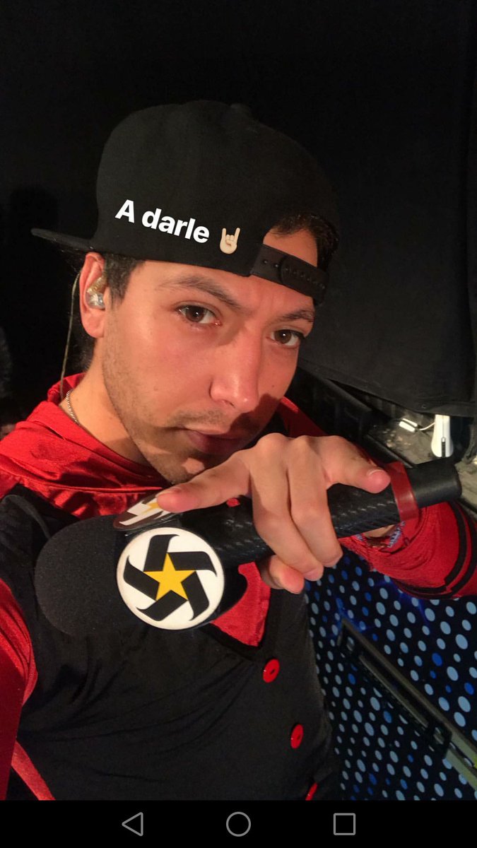 mylifeftsnuppy's tweet photo. Siendo el mejorts 😊 @_snuppy08
#ActivateMP https://t.co/COuUAPBIE1