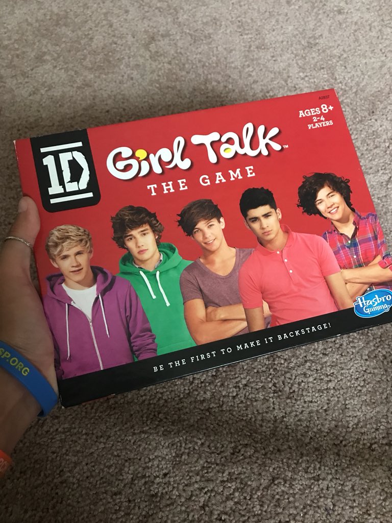 tarannn13's tweet image. To celebrate #8YearofOneDirection I think I need someone to come over and do some trivia with me😂💛💛