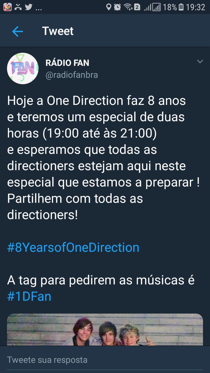 houispider's tweet image. é muito especial pra uma banda só #8YearsofOneDirection #MTVHitsUmaDireção #1DFan