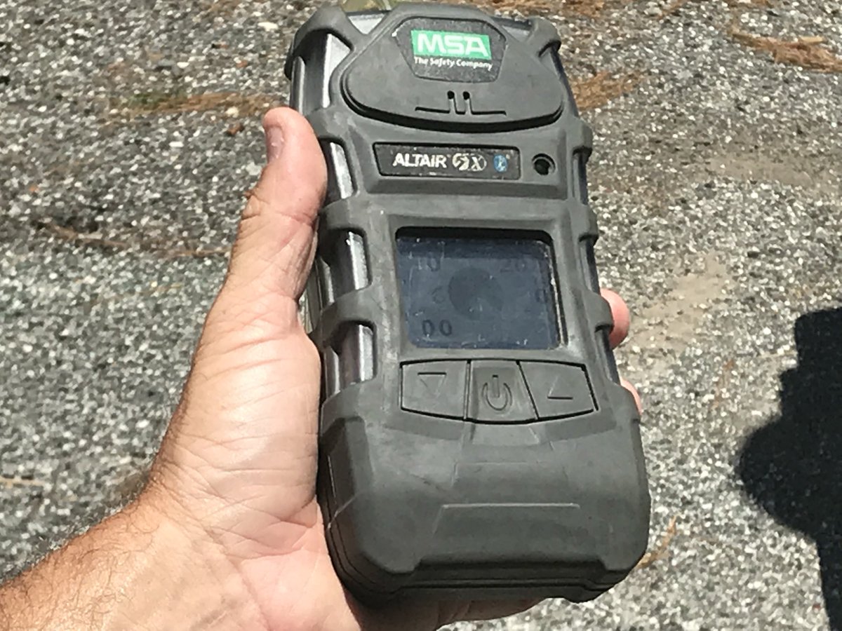 GregFoxWESH's tweet image. #PushButtonStart #keylessEntry vehicles pose a safety threat.  Now see in our demonstration how quickly carbon monoxide can build up in your garage if you FORGET TO TURN YOUR VEHICLE OFF. wesh.com/article/keyles… @WESH  #SeminoleCountyFire