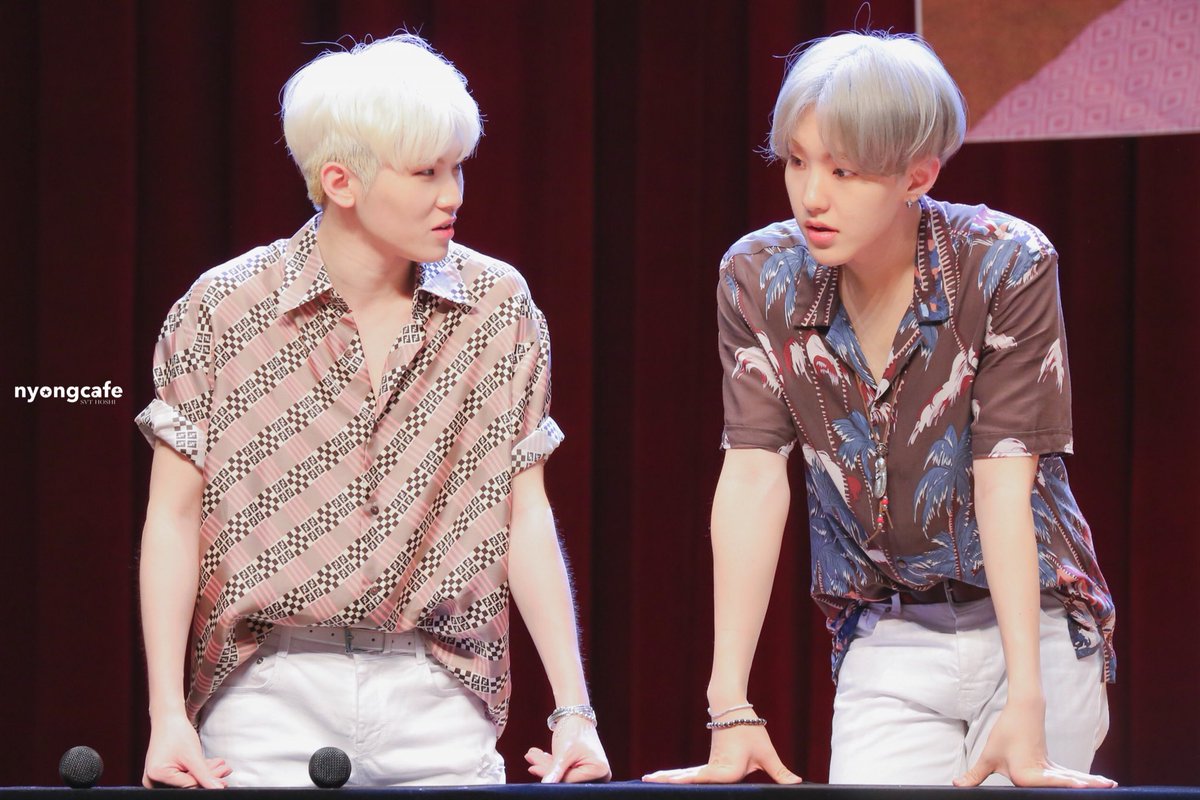 nyongcafe's tweet photo. 180720 신나라 팬사인회
역시 울 오빠 너무 멋있어❤️🧡💛💚💙
#HOSHI #호시 #WOOZI #우지 @pledis_17 https://t.co/TpiY8cB43v