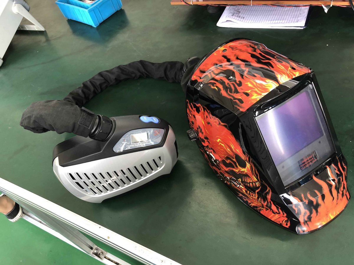 DavidTaianesk's tweet photo. digital control auto darkening welding helmet with respirator https://t.co/TqfXZz3AAO