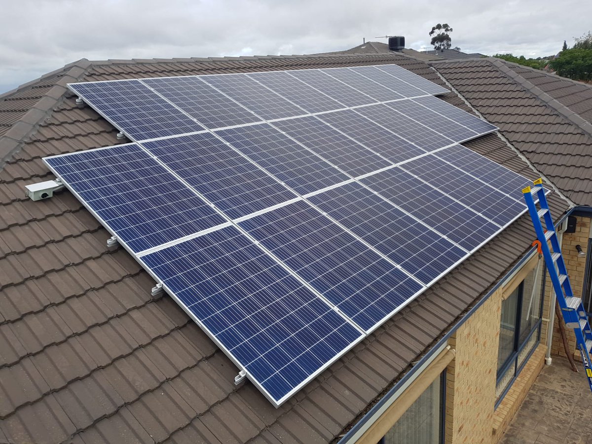 Hello Solar tweet media