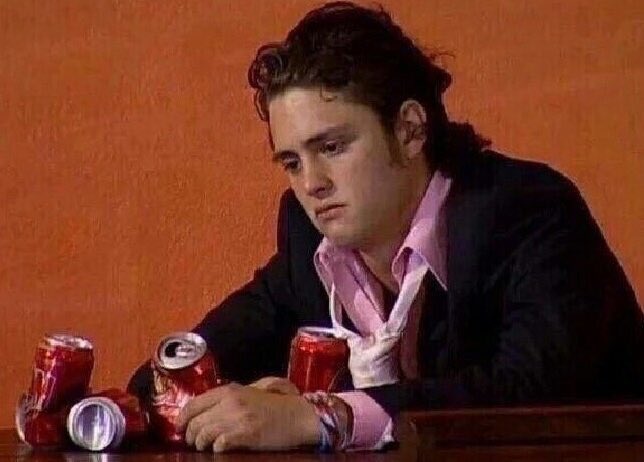 poemdery's tweet image. já se fazem duas horas desde o último tweet, I’m devastated #1DReleaseInfinityVideo