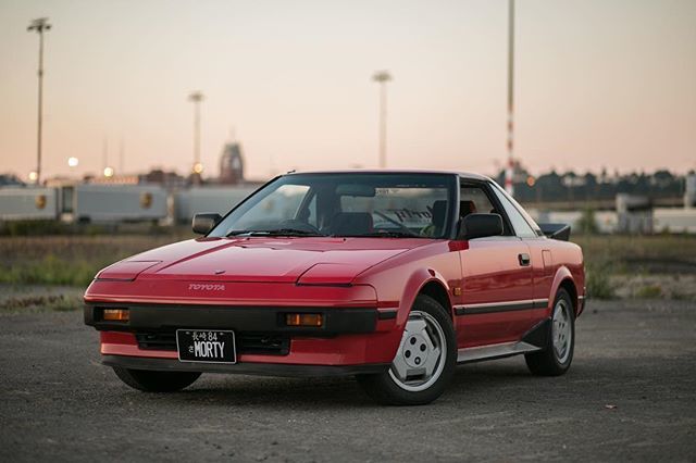 ShutterSpdMedia's tweet image. Took some sunset photos of Morty and @fuzzymcgeehan last night to get ready for Ocean Shores in two weeks with @mariathemiata @sydneysprinkle @tunertimd @jahpnw and a few others! Excited for cars and models on the beach! ift.tt/2JKCQbT