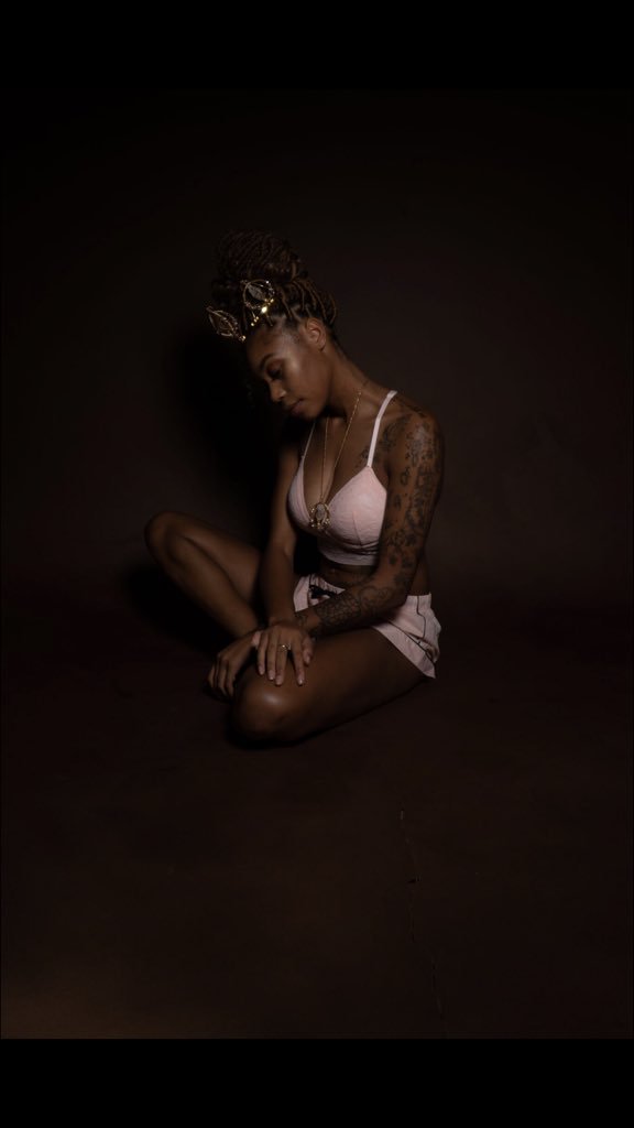 itslisapizza_'s tweet photo. Photographer: @mrdannyblack {unedited}
MUA: @sajniharris ...
...
#Unedited #ChicagoPhotographer #ChicagoMakeUpArtist #Chicago #ChicagoMUA #IndianaPhotographer #dannyblvckphotography #tattoomodel #tattoos #guamphotography #guam #guammodel #guammodeling #guamphotographer #inkmodel https://t.co/36XClAISp2