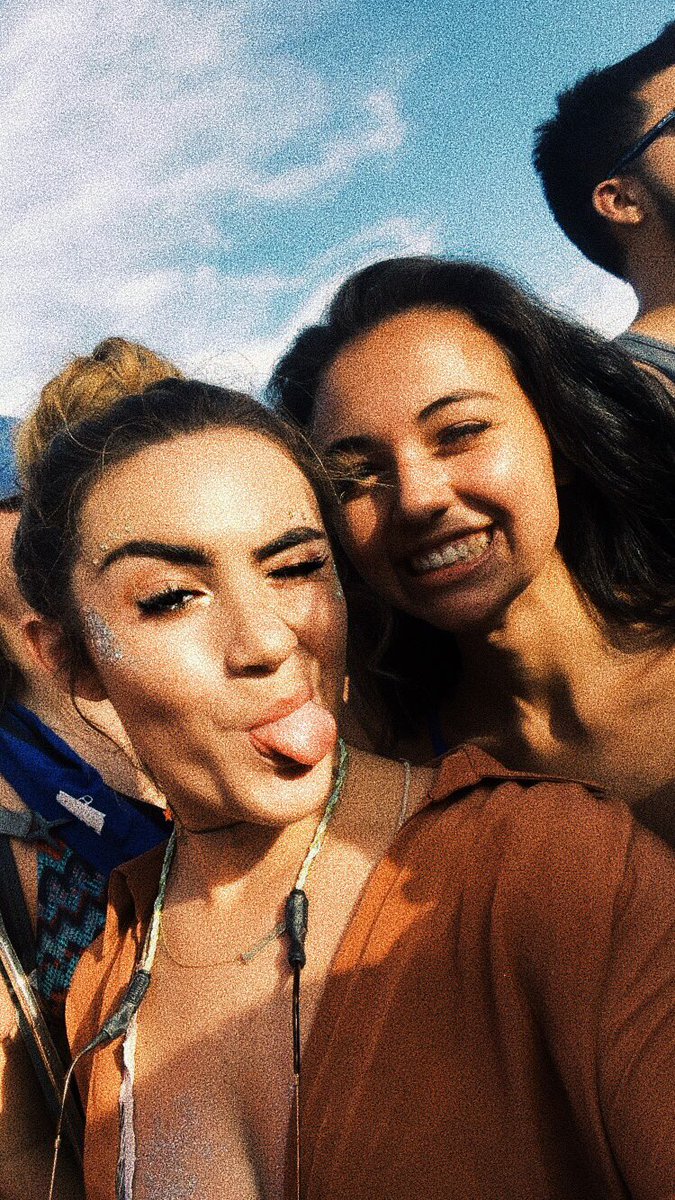 Haleyfuller13's tweet photo. #Floatfest2018 whatever floats your tube 💫 https://t.co/kXsFZ6ufAC