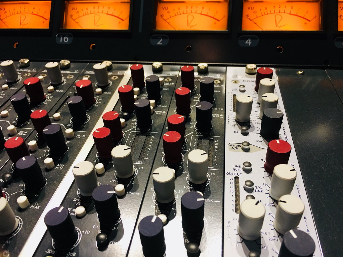 EagleWindSound's tweet photo. @durooooooo @Rupert_Neve #luv it! https://t.co/hRFs5qQoX0