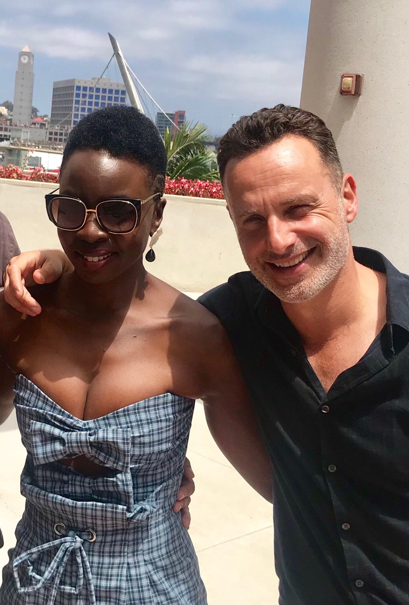 DanaiGurira's tweet image. I truly believe Andrew Lincoln is the best leading man on TV. He has made us all better with his leadership, dedication, heart, and generosity. I couldn’t be thankful enough for the time I’ve gotten to work with him and learn from him. It’s been an honor, sir. #SDCC #TWDFamily