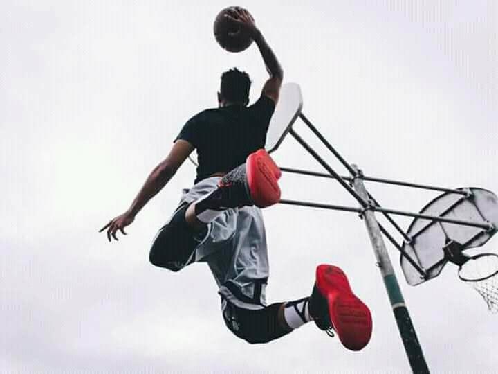 Foxxbrown3's tweet photo. Dunk. https://t.co/a0kKmosLRS