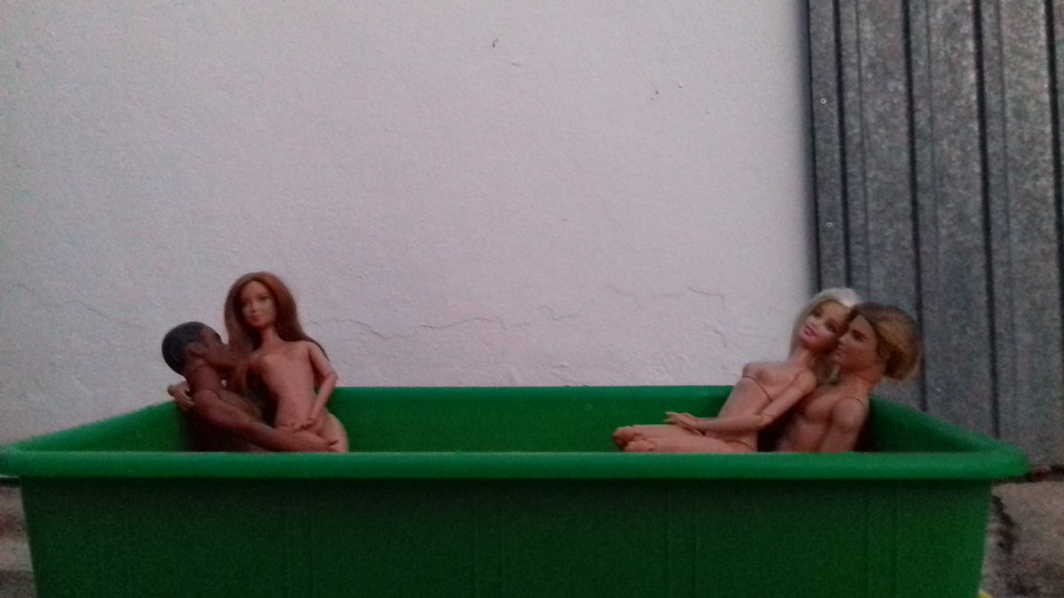 EmmaMurphy69's tweet photo. At the jacuzzi 👌 https://t.co/ThU5aaXSK4