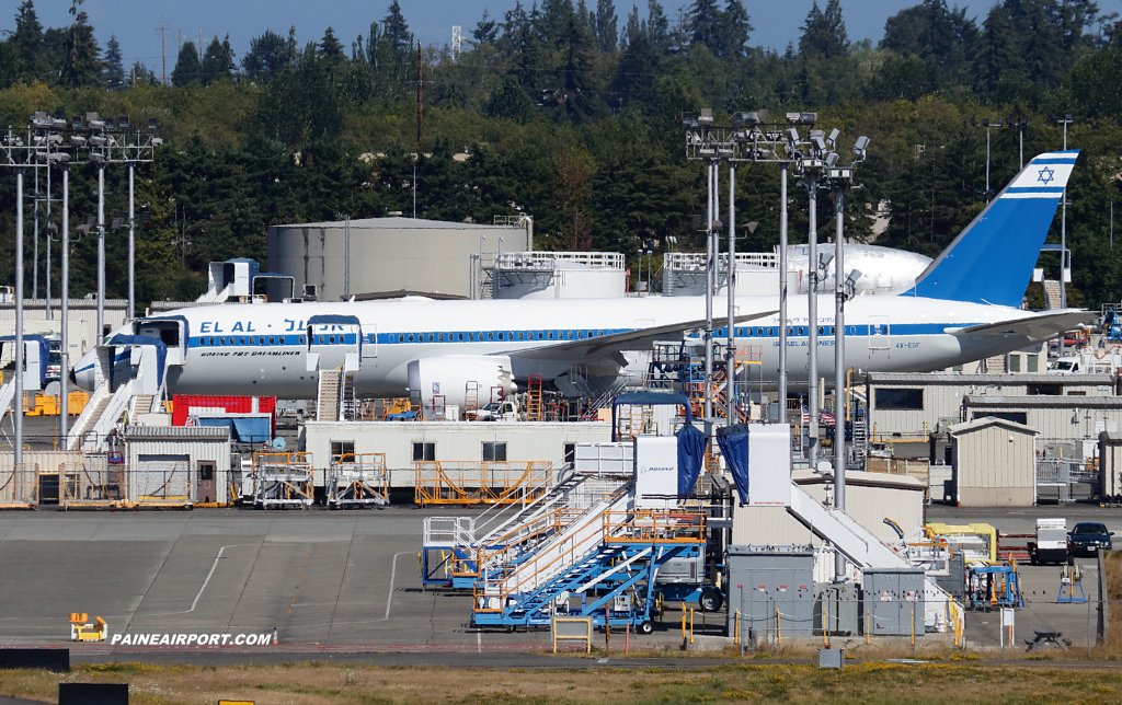 Paine Airport on Twitter "El Al Airlines 7879 4XEDF at the Everett