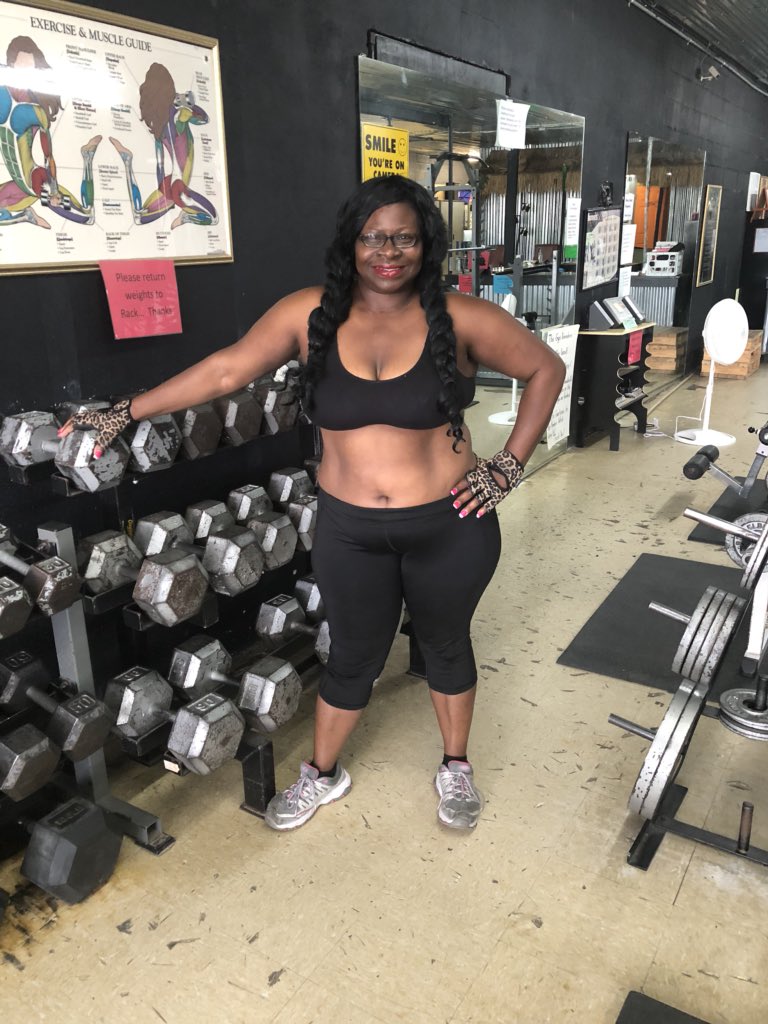 Vegetarianbeau2's tweet photo. When this progress is good! #gym #bodychanging #yesss https://t.co/99J6gvQOMt