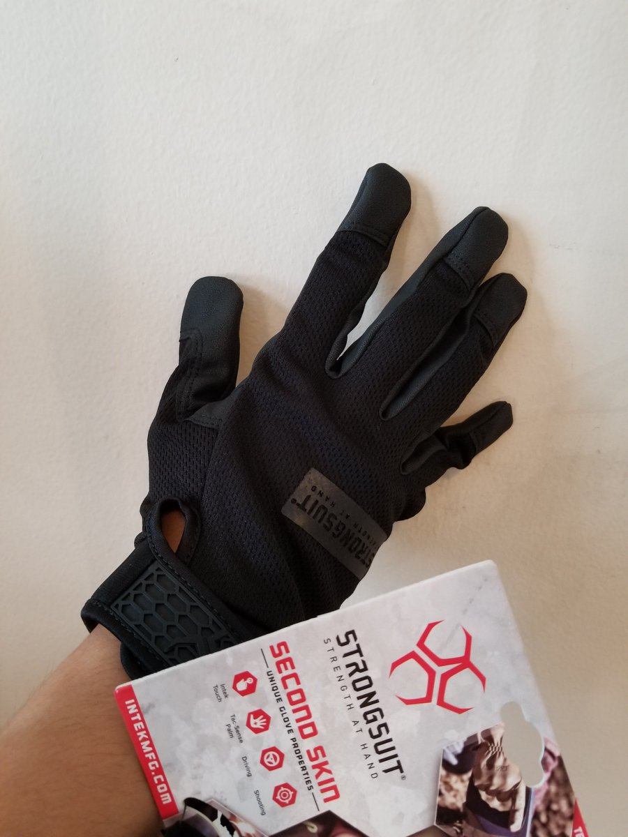 SanatoAzuma's tweet photo. I really like the fabric used on these gloves, it is breathable and a good amount of stretchiness. The seams inside the gloves are well made unlike the others that I've bought from Home depot...
#mechanicsgloves
https://t.co/P1jgHFEzeW
https://t.co/R4gSq1k8VI https://t.co/yz1Zr5TFHc