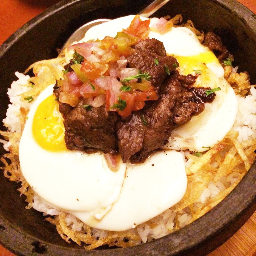 perchdavao's tweet photo. #Truffsilog π
πΈ@paedobles Thank you for the photo <3
Angus tenderloin tapsilog finished with a layer of salsa, potato hash, and truffle oil. π https://t.co/Sp1j4z4GSd