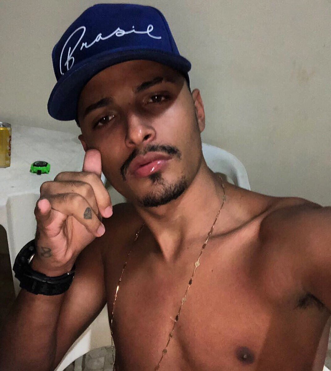 eojonas_'s tweet photo. Neném ✨ https://t.co/DhyNEcl4cE