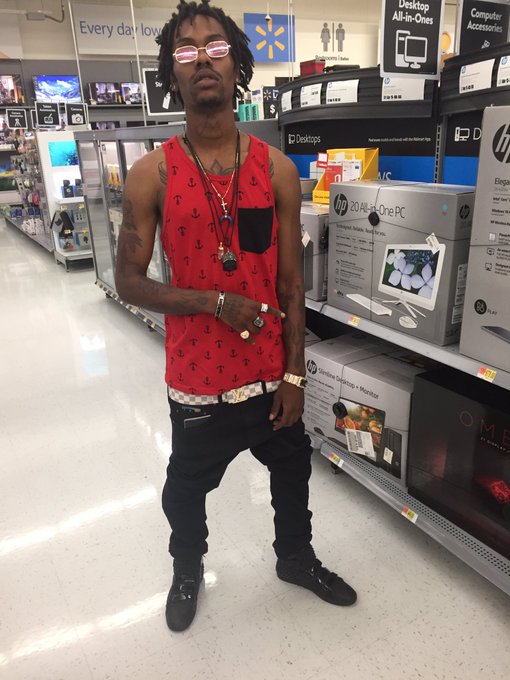 Walmart drippin💦 https://t.co/WmNaNT1pNg<a href="/tag/freeyami"class="tags"><span>#freeyami</span></a>