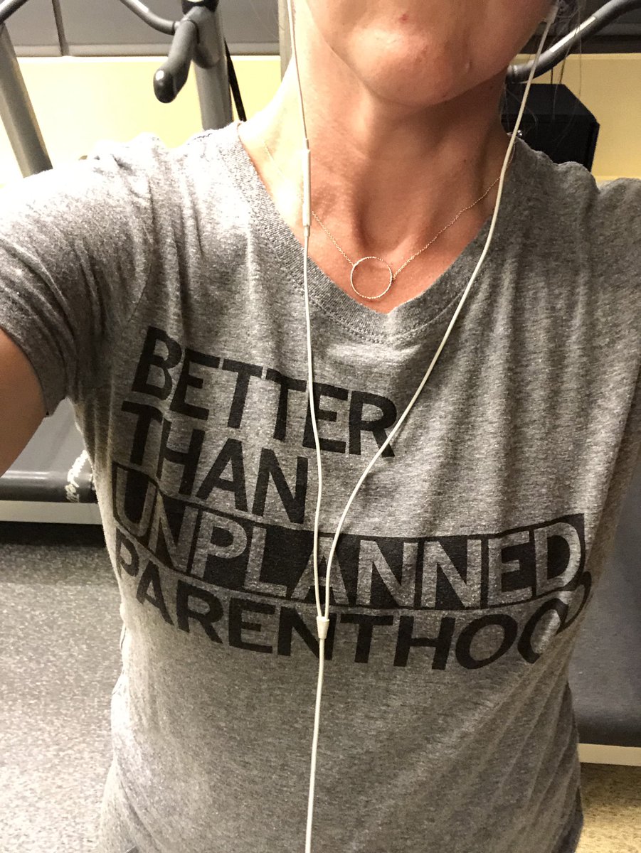 HannahRLloyd's tweet photo. I’m on a big @RAYGUNshirts kick right now. And I’ll take any opportunity to remind folks to #saveroe and #protectPP. Call your senators, 202-224-3121 https://t.co/K58ULkjxER