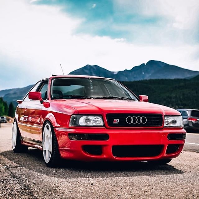 Camp_allroad's tweet photo. A little bit of everything showed up to #campallroad this year | 📸 @lowxjosh | Owner @the_silver_bullett | #Audi #S2 #coupequattro #s2clone #fifteen52 #Thule #034motorsport #3m1080 #addictmotorsportdesign #apikol #avantwerks #benzelmotors #bwperforma… https://t.co/1g2Cyg9sgM https://t.co/aPYFFuYVCq