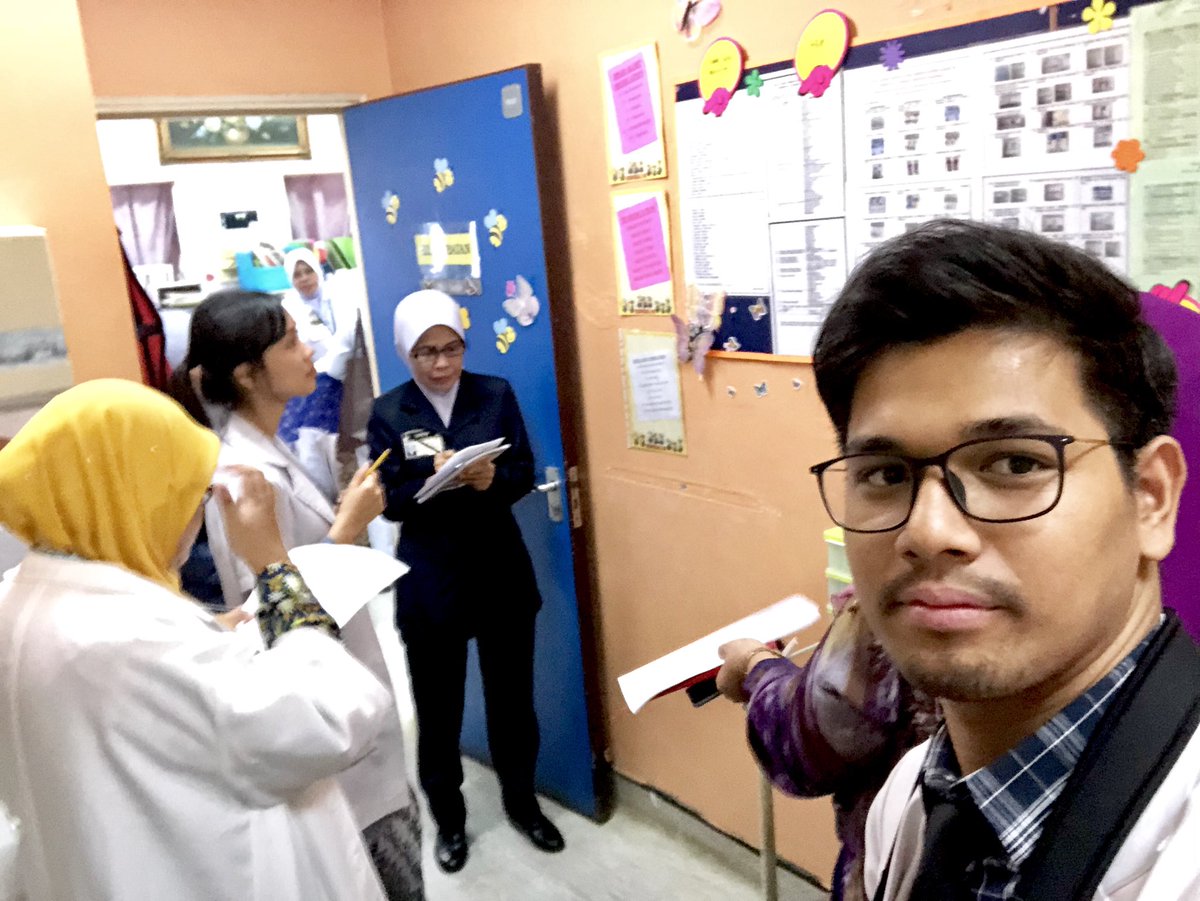 ahmadmuizmstf's tweet image. Pertandingan meds safety corner : pemarkahan juri #MedicationSafetyWeek