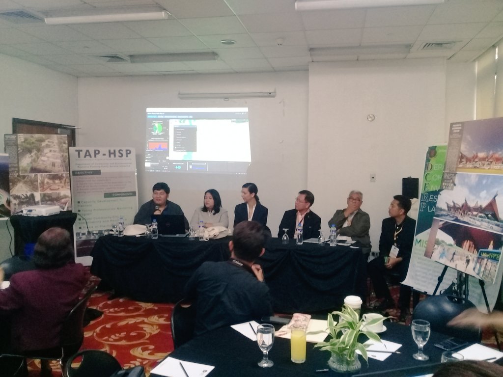 Antonio Miguel Ramos from Palafox Associates, Katarina Barunica and Tonilyn Lim from <a href="/UNIDO/">UNIDO</a> join us for a press conference here at #ichspd2018.

#TrackingSDG11