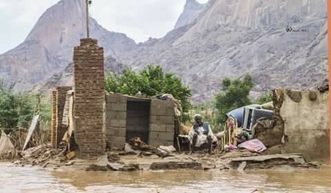 وطني الصبر لامن يغيظ
             وطني العزيز