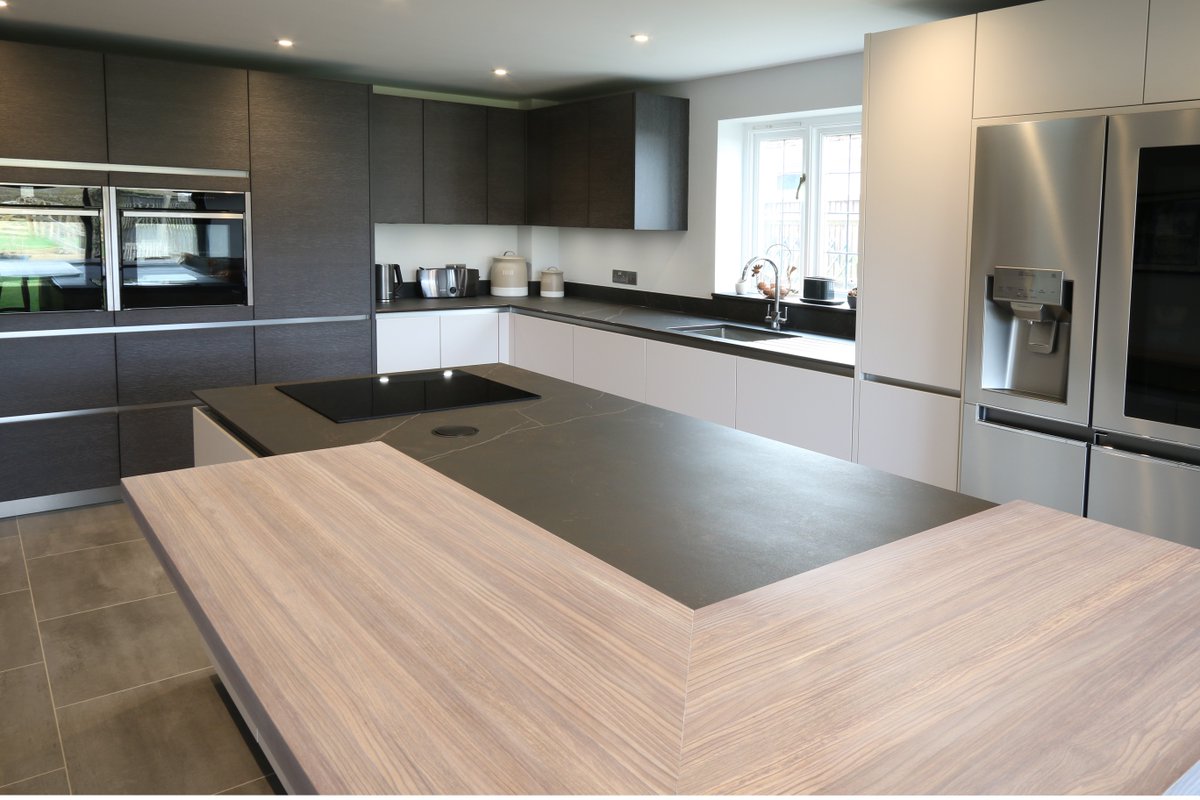 Thinking of updating your kitchen and looking for inspiration? View the case studies to see what could work for your #bespokekitchen bit.ly/2iXsOJF