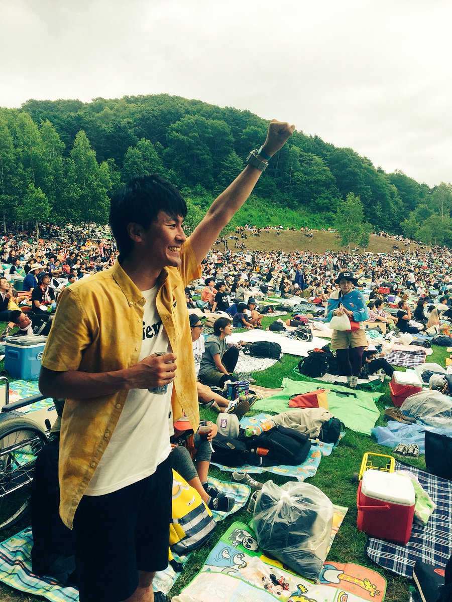 RadioGroove825's tweet photo. 今夜7時からの #ラジグル 📻引き続きジュン部長が担当です🙆♂️🌈
今日の部活は #JOINALIVE2018 の模様をお届けするよ🎸 #thepeggies 先輩と #あいみょん 先輩の公開収録もオンエア🙌先輩からサイン入りステッカーのプレゼントも🎁✨応募方法は番組の中で発表😻
お楽しみに👼
#JOIN18 #アルキタ https://t.co/IzOHrk2CFm