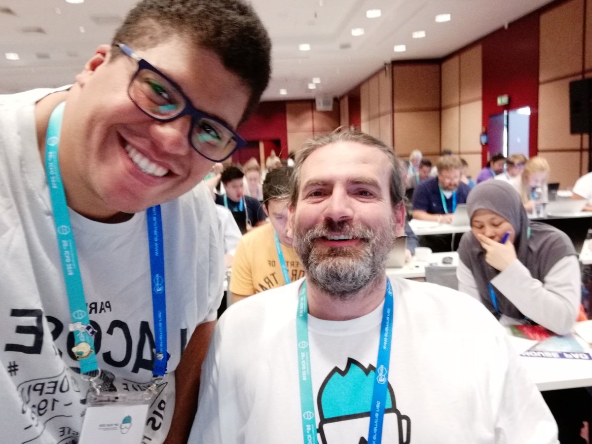 iamscicomm's tweet photo. @AHarsanyi Gabor is the head mentor from #TeamHU🇭🇺 #IChO2018 https://t.co/X2UQFgjh5P