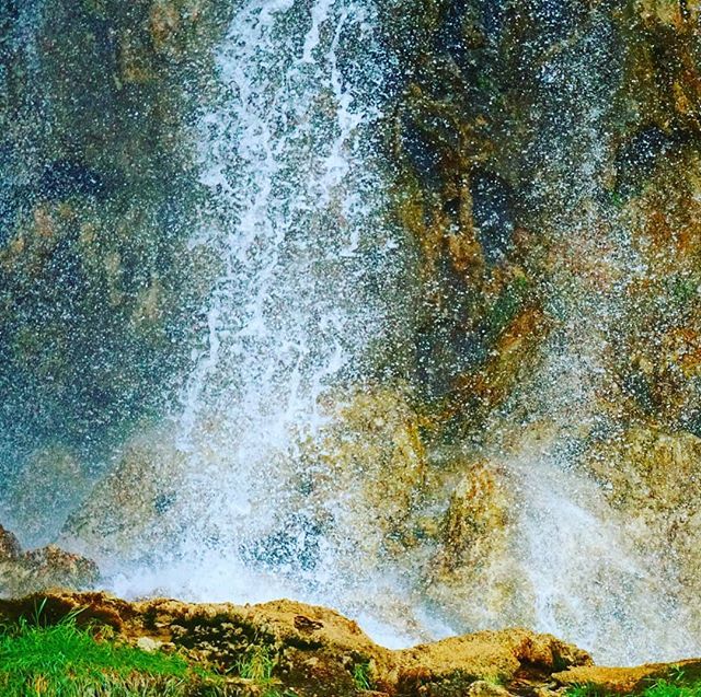 ownpress's tweet photo. I cannot get enough of this beauty🏞
.
.
.
#plitvickajezera
#waterfall
#vesiputous
#wasserfall
#waterdrop
#vesipisarat
#croatiafulloflife
#plitvicelakes
#plitvicelakesnationalpark
#croatia
#visitsplit
#visitcroatia
#plitvicecroatia
#plitvicka
#waterfa… https://t.co/9v155GBI3q https://t.co/FUaI6Ejpyg